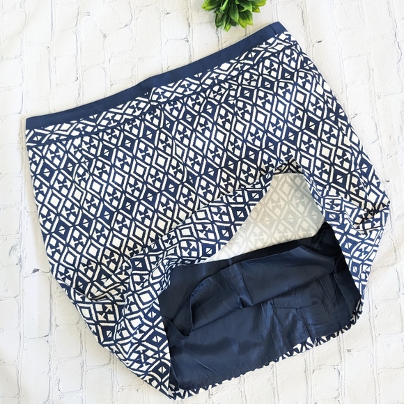 MARIO SERRANI Italy Geometric Lined Stretch Short Skirt - Picture 3 of 9